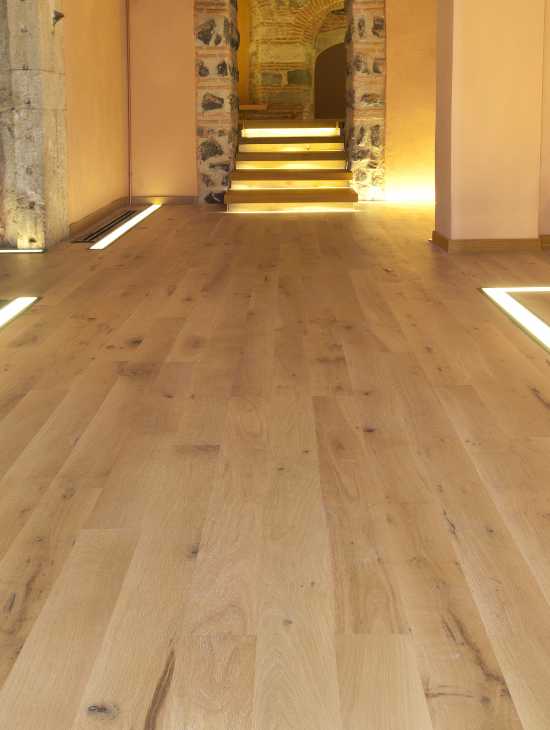 Transform Your Home With Professional Hardwood Floor Refinishing Services in Meridian, ID